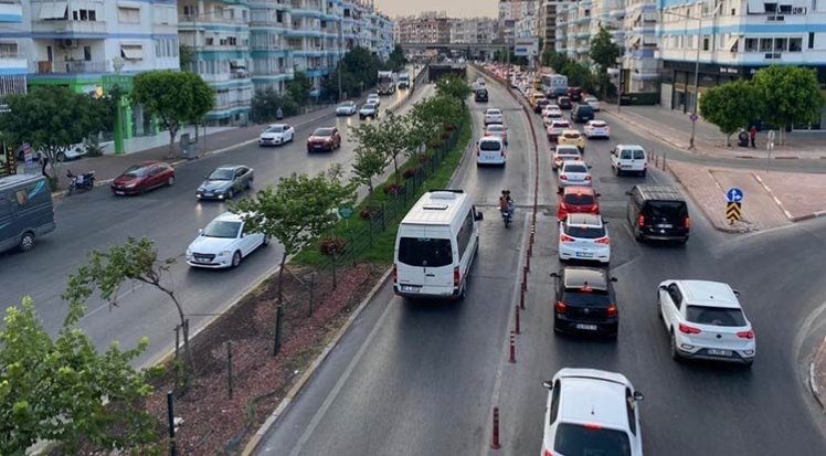 Antalya’daki trafik kangrenine neşter vuruluyor