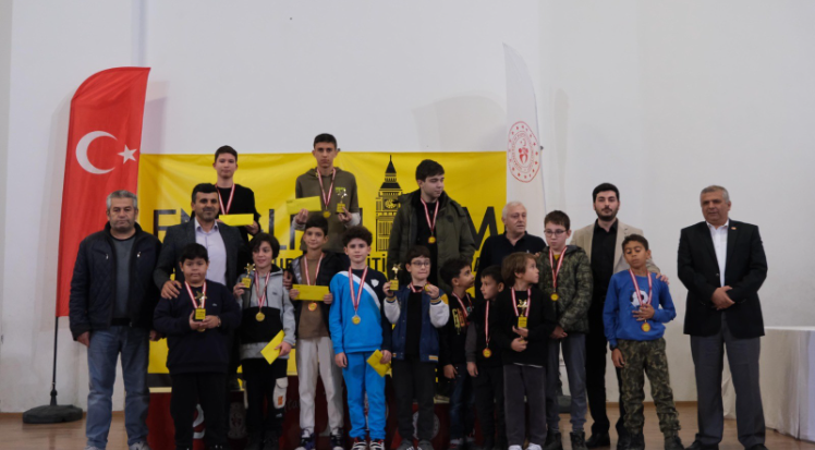 Manavgat satranç turnuvası 250 sporcunun katılımıyla gerçekleştirildi