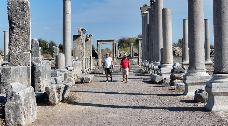 Turizmciler, Antalya’ya verilen D-8 Turizm Ödülünü yorumladı