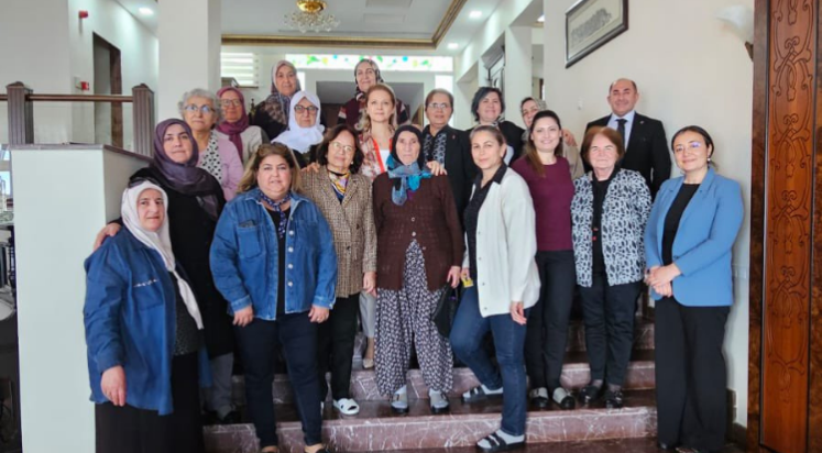 Ebru Şahin şehit aileleri ile buluşmaya devam ediyor