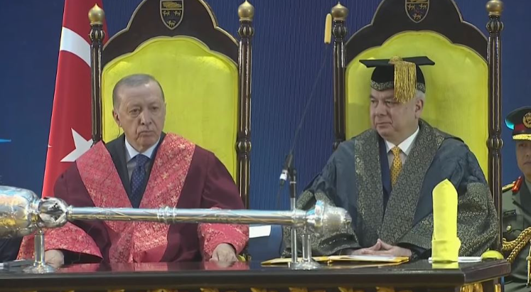 Cumhurbaşkanı Erdoğan’a Malezya’da fahri doktora beratı