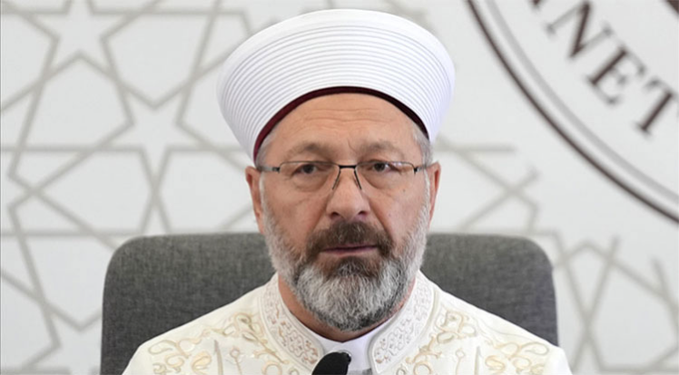 Diyanet İşleri Başkanı Ali Erbaş’tan Berat Kandili mesajı