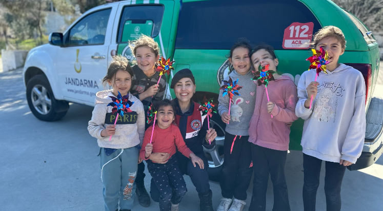 Öğrencilere doğa sevgisi anlatıldı