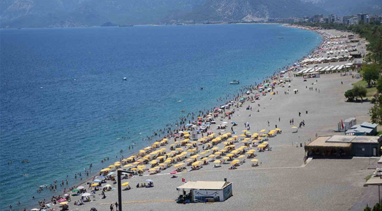 Antalya,  2025 D-8 Turizm Şehri unvanını alan ilk şehir oldu