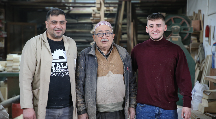 3 kuşağın bir arada ürettiği ahşap ürünler 74 ülkeye ihraç ediliyor
