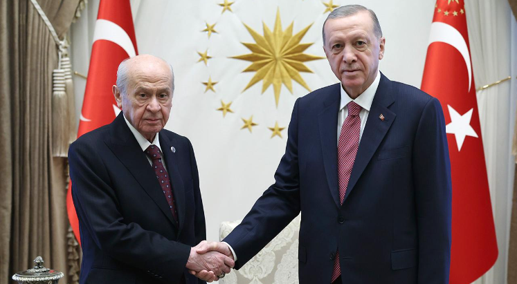 MHP Lideri Bahçeli'den Cumhurbaşkanı Erdoğan'a tebrik telefonu