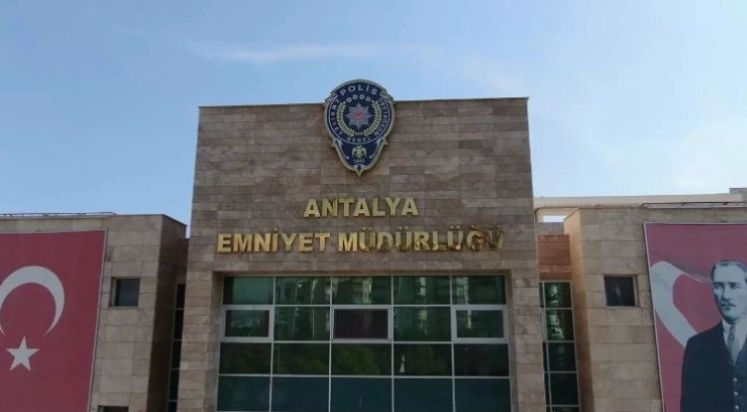 Antalya İl Emniyet Müdürlüğünü üzüntüye boğan ölüm