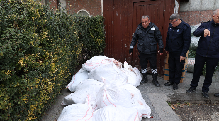 Antalya'da 1,5 ton büyükbaş hayvan karaciğerine el konuldu
