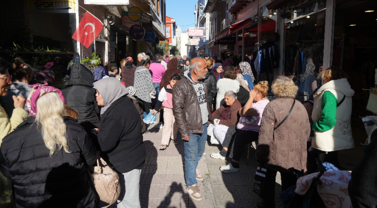 Antalya’da 13 yıllık Ramazan geleneği devam ediyor