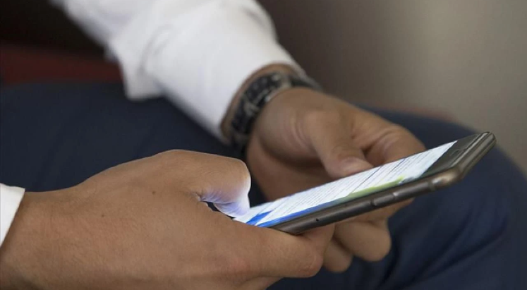 İsveç'te okullarda akıllı telefonların yasaklanması kararı alındı