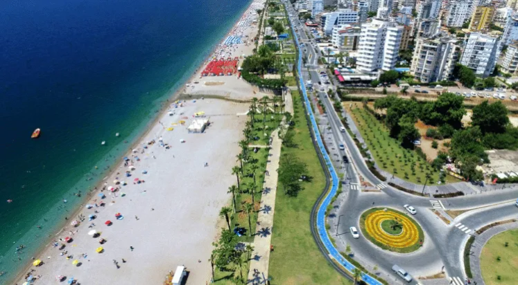 Sahilden transit geçiş durduruldu