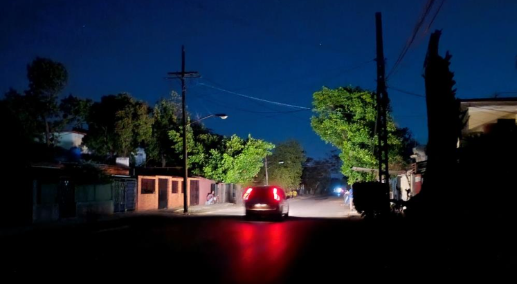 Küba'da elektrik şebekesi çöktü