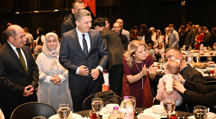 Vali Şahin: Sizin kucaklarınızdaki bu çocuklar milletimizin evlatlarıdır