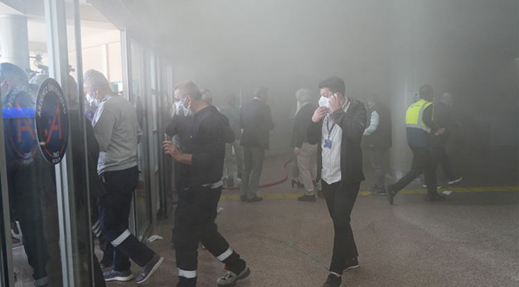 Akdeniz Üniversitesinden çıkan yangınla ilgili açıklama