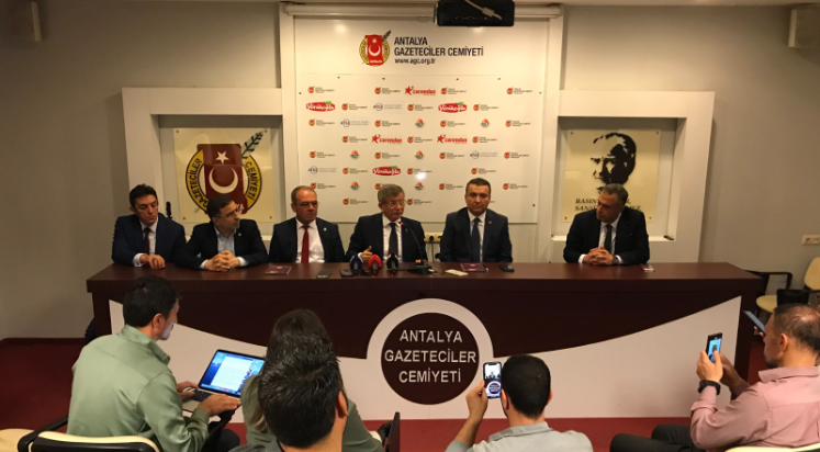 Davutoğlu’dan ‘şefkat’ çağrısı