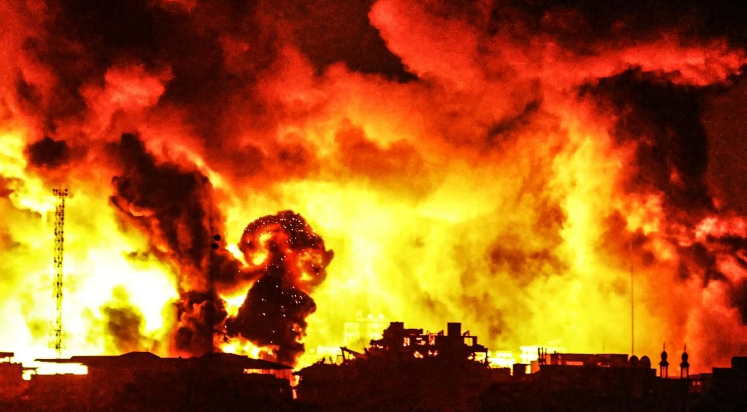 Soykırımcı İsrail ordusu Gazze'de deniz suyu arıtım tesisini bombaladı