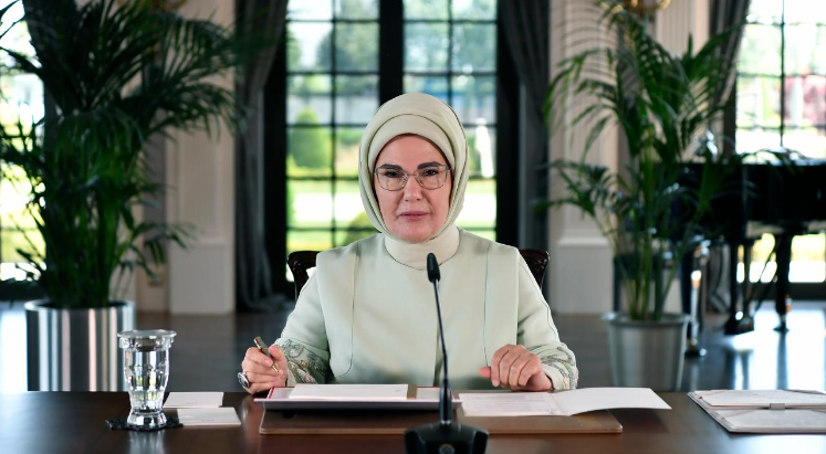 Senegal Cumhurbaşkanının eşinden Emine Erdoğan'ın Sıfır Atık Projesi'ne destek