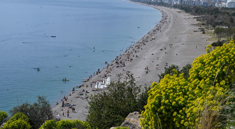 Antalya’da sıcaklık 25 dereceye kadar yükselecek