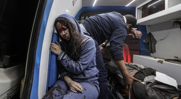İsrail'in Gazze'ye düzenlediği saldırılarda 10 Filistinli hayatını kaybetti