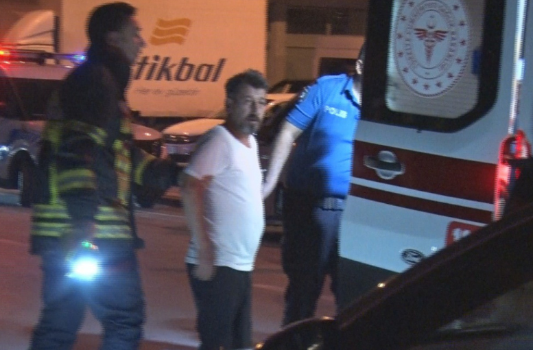 Yatarken içtiği sigara yangın çıkardı